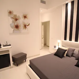 Interno 7 Luxury Rome