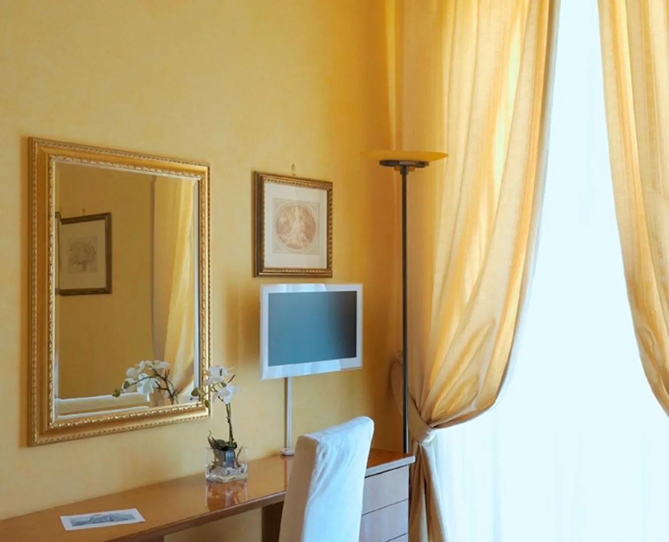 Dea Suite Roma Aparthotel
