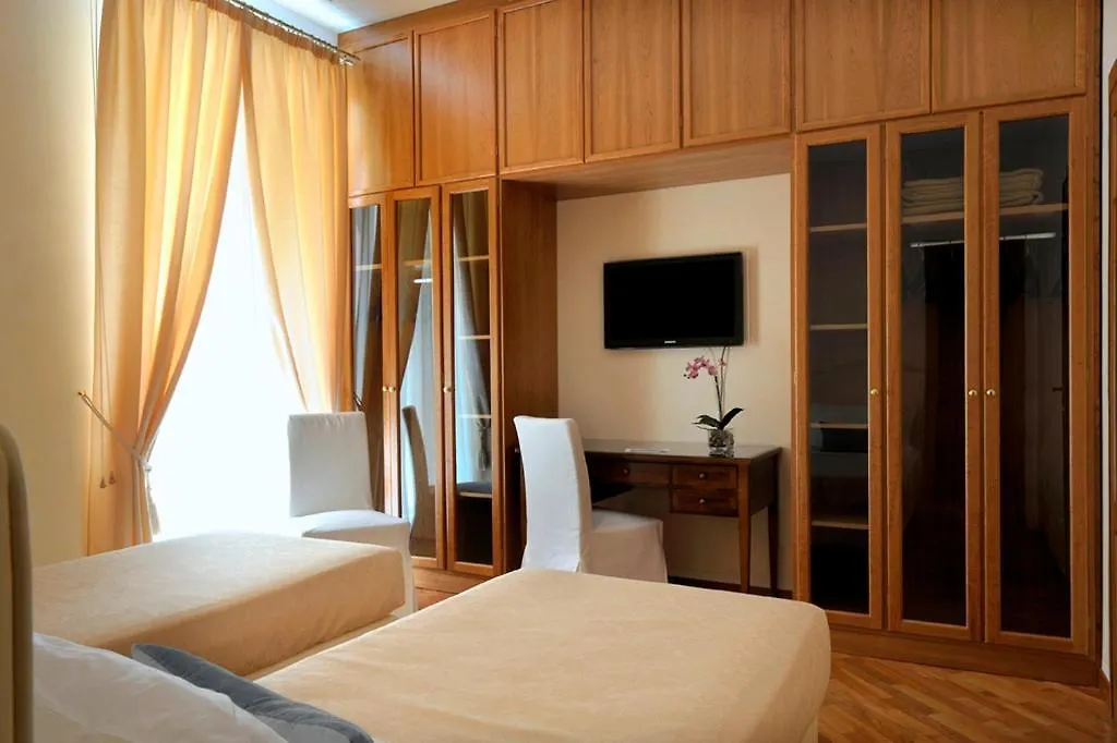 ** Aparthotel Dea Suite Roma Italia