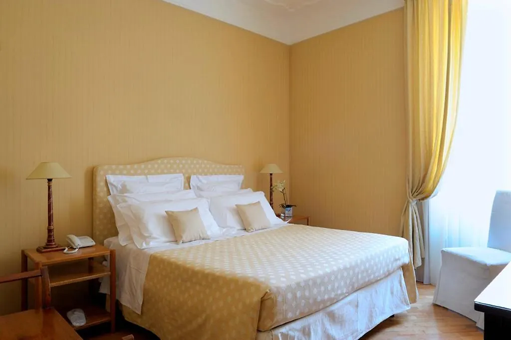 Dea Suite Roma 2*,  Italia