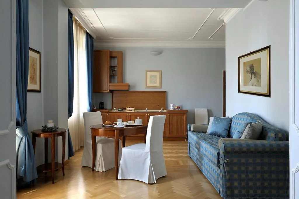 Dea Suite Roma 2*,