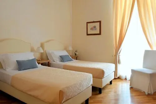 Dea Suite Roma 2*,